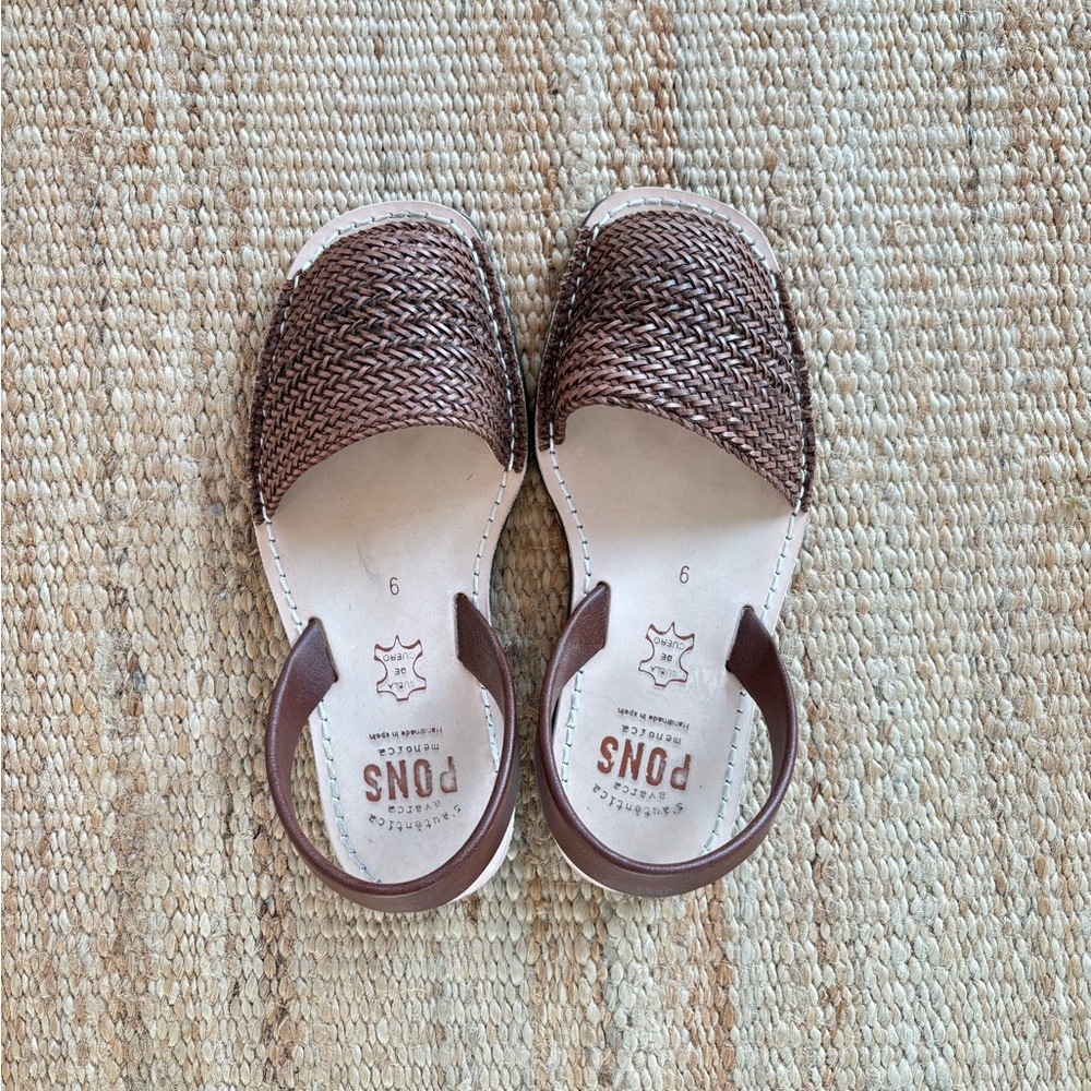 Pons sandals